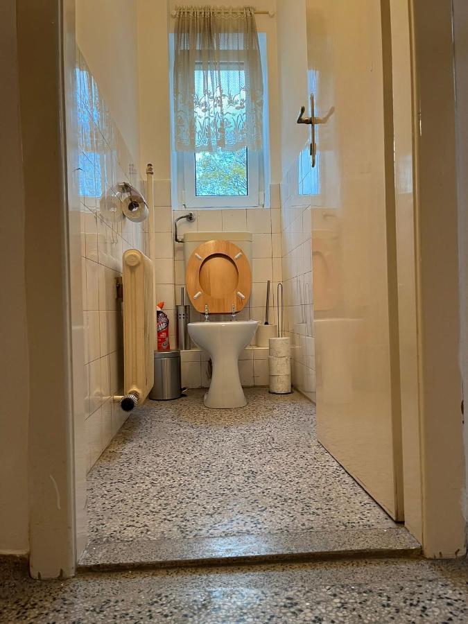 Breathtaking Shared Villa Near Danube River /W Garden And Parking Vienna Exterior photo